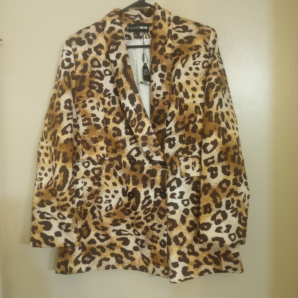 Fashion Nova Women's Lightweight Animal Print Blazer NWT